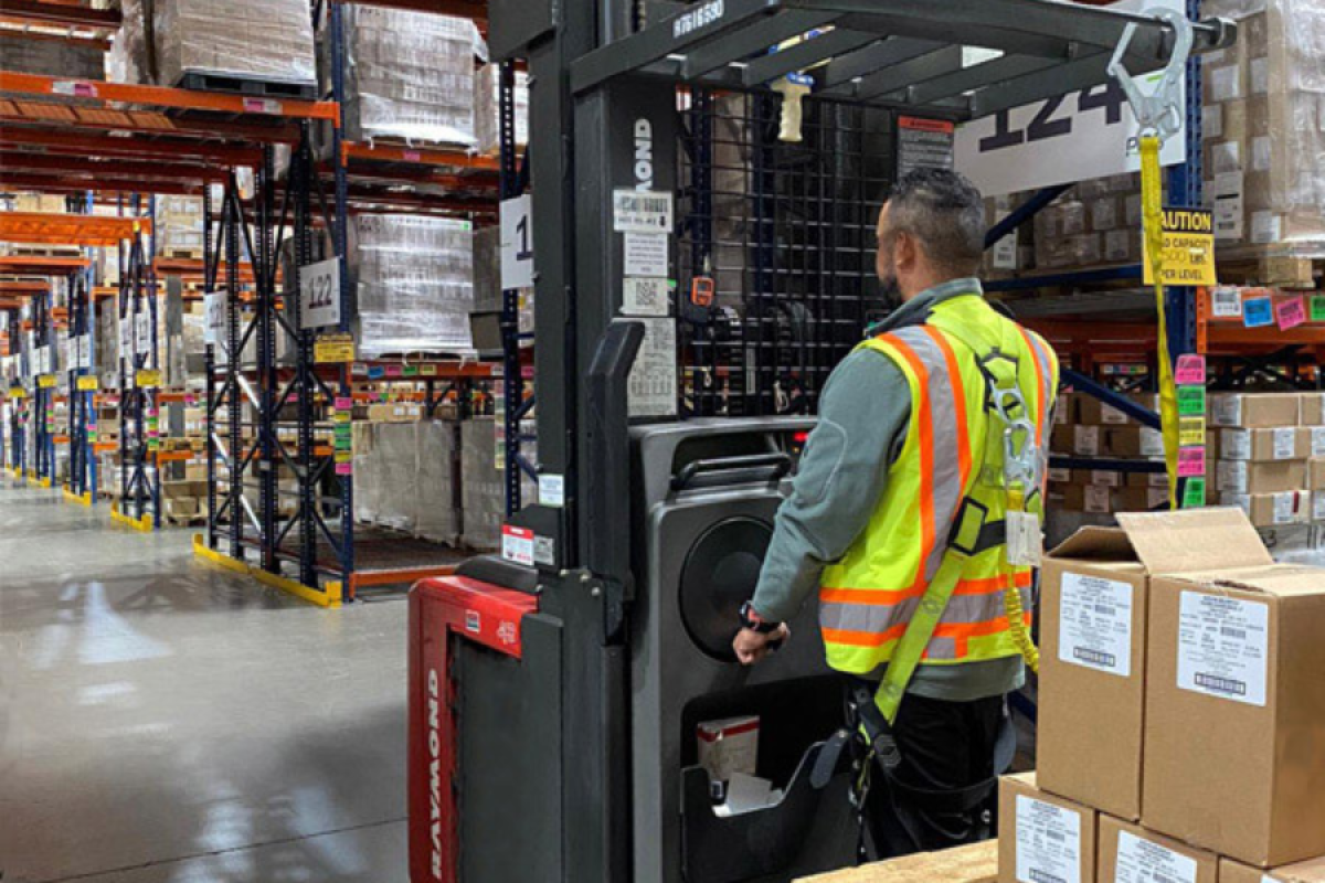 warehouse worker